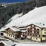 Jaga-alm Otel Zell am See