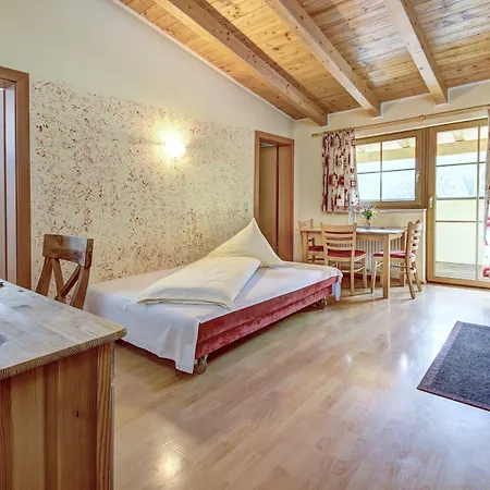 بيرغ ياغا ألم فندق زيل أم سي